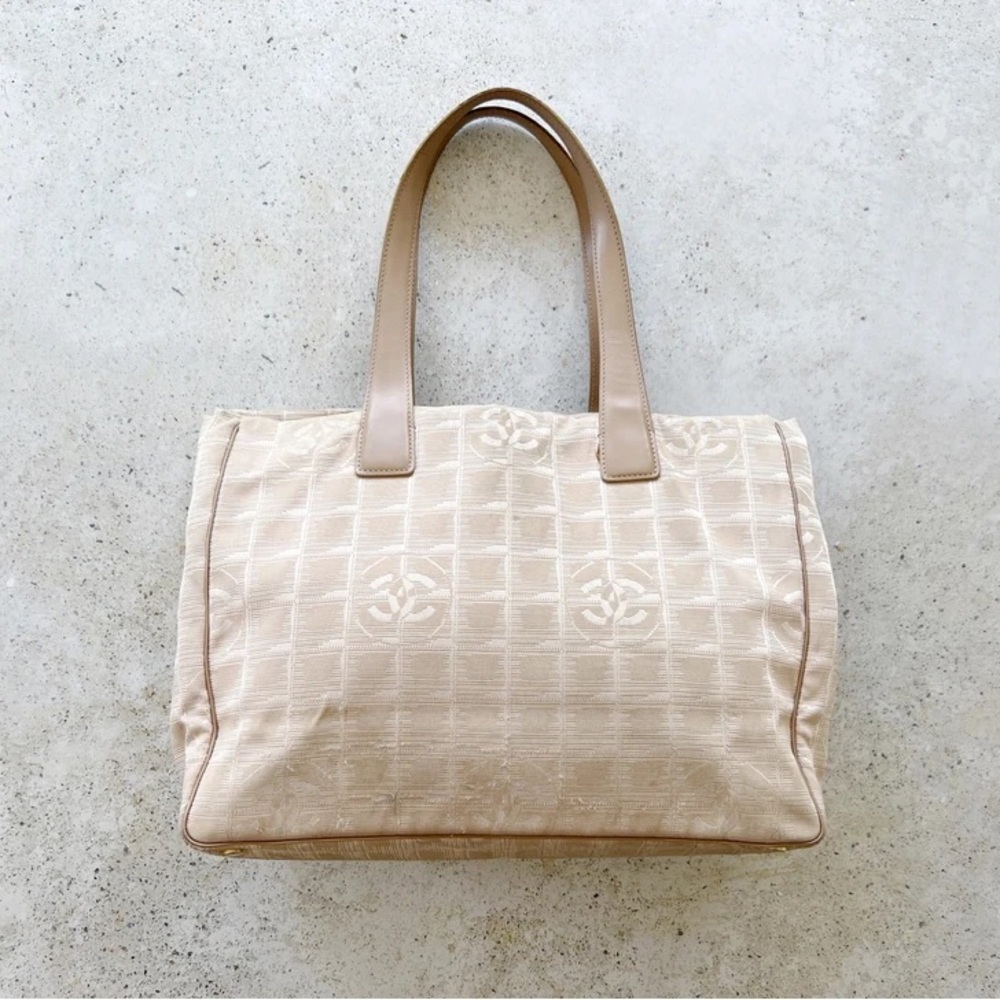 🌾 CHANEL CC Logo Monogram Shoulder Bag Tote Purse